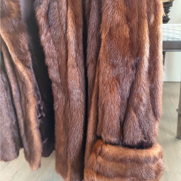 Vintage Brown Fur Coat - Picture 2 of 4